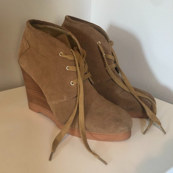 Suede laced wedge bootie heels - Picture 1 of 6